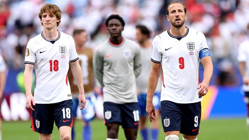 Barca hoping 'ink is still dry' on Gordon deal after England display