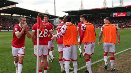 Reynolds and Mac remain committed to Wrexham dream