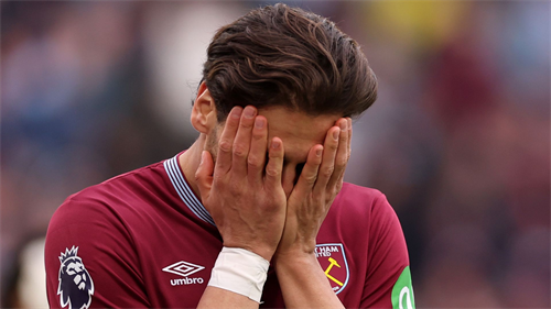 ‘Where are they?’ - West Ham & Chelsea development questioned