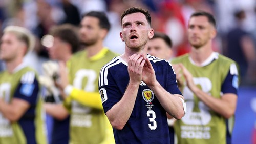 'Not enough' - Robertson and Clarke admit Scotland 'going home'