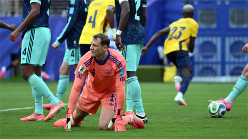 Germany win Group E, but Ecuador expose defensive flaws in loss