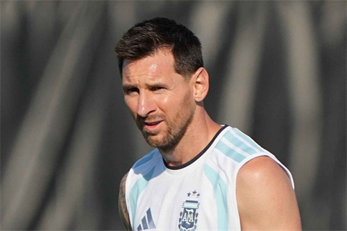 Real Madrid manager Mourinho delighted Messi finally won the World Cup