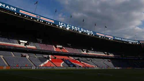PSG consider stadium expansion after reopening purchase talks