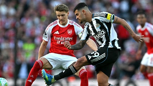 Arsenal hold talks with Guimaraes over shock transfer