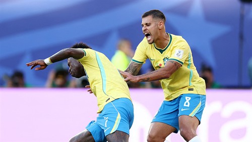 Arsenal hold talks with Guimaraes over shock transfer