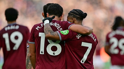 Man Utd & Tottenham ‘both in talks’ with Fernandes