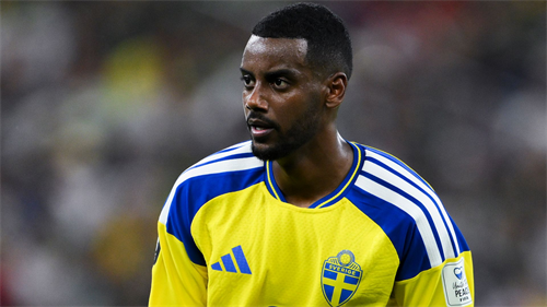 ‘He’s a magical player’ - What Isak needs in order to prove that
