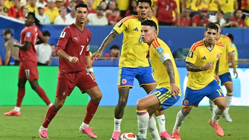 'Look at the body he has at 41!' - James hails 'great friend' Ronaldo