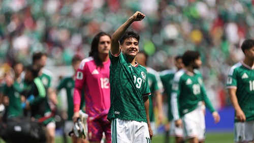 Sebastián Abreu compares Gil Mora to Luka Modri?