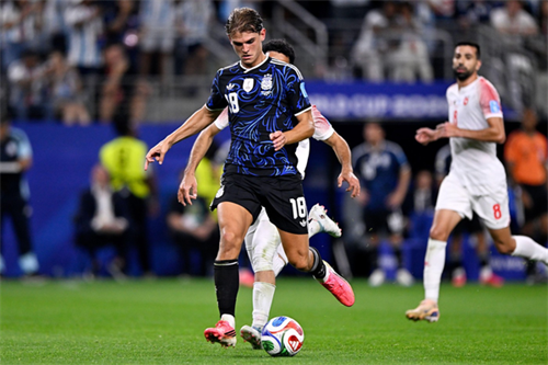 Como secure Nico Paz for another season from Real Madrid