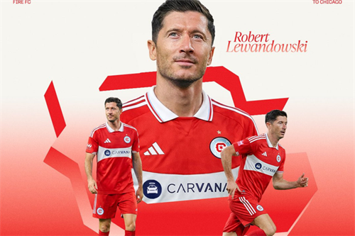 Robert Lewandowski completes move to Chicago Fire