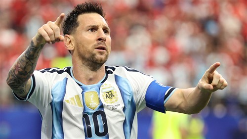 ??| Messi meets Holland in hilarious Spider-Man promo