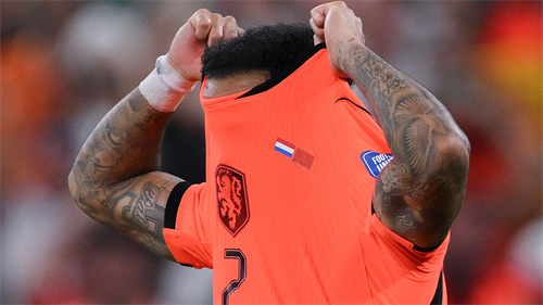 Netherlands ripped apart for 'idiotic' penalty shootout run-ups