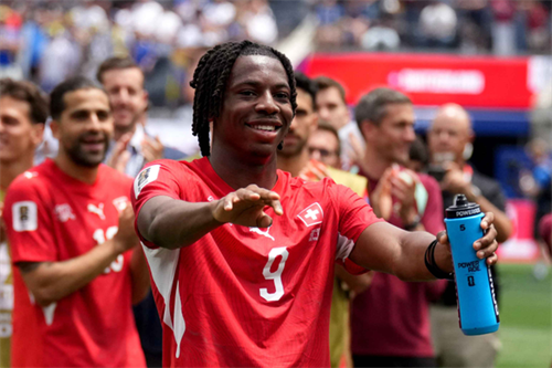 Newcastle 'optimistic' of agreeing deal for Swiss World Cup breakout Manzambi