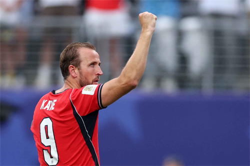 Harry Kane makes Bayern Munich future decision amid Premier League return links