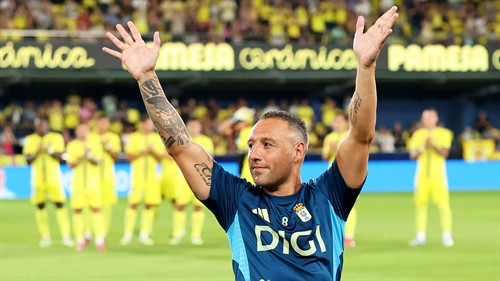 Arsenal and Spain legend Cazorla announces retirement
