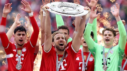 Bayern confirm Brown signing as he revels in 'indescribable' homecoming