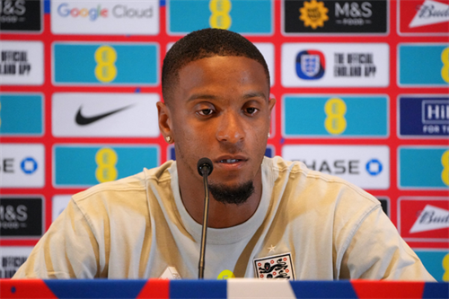Arsenal keeping tabs on Aston Villa defender Ezri Konsa
