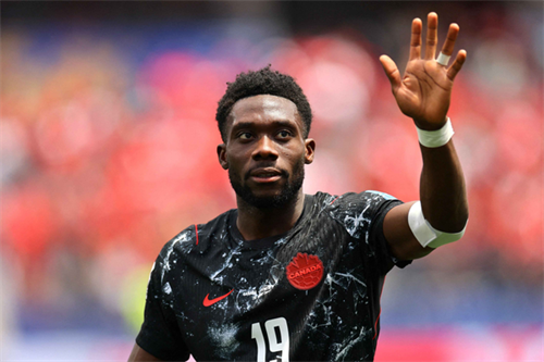 Bayern Munich make Alphonso Davies decision ahead of Nathaniel Brown arrival