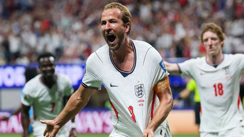 Gordon suggests Kane is playing at Messi's level