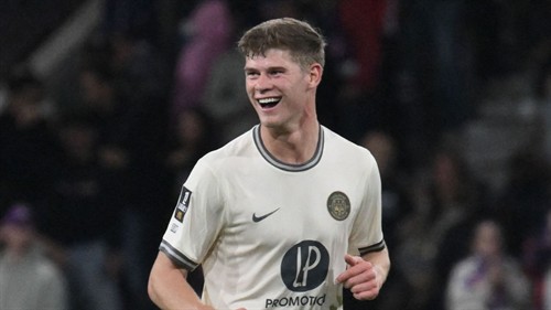 English defender agrees €28m transfer after impressive Toulouse spell
