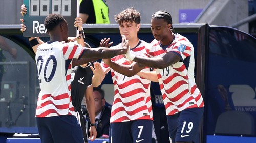 Talking Tactics: Pepi or Wright - who will replace Balogun?
