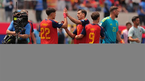 Gavi makes interesting argument against Ronaldo critics