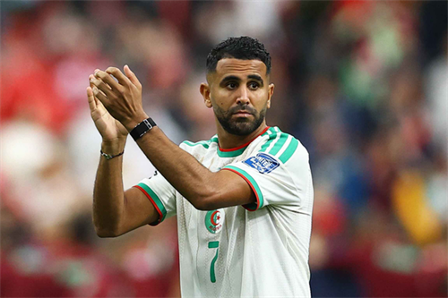 Riyad Mahrez leaves Al Ahli after announcing Algeria retirement