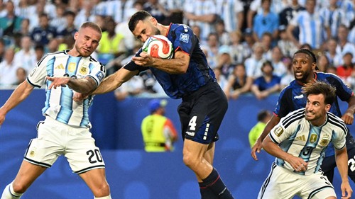 'Magical!' Cape Verde have Henry in awe and leave Ibrahimovic 'almost in tears'