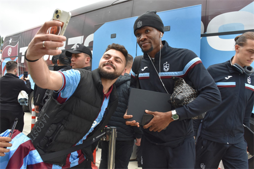 Trabzonspor turn down Fulham's improved bid for Nwaiwu
