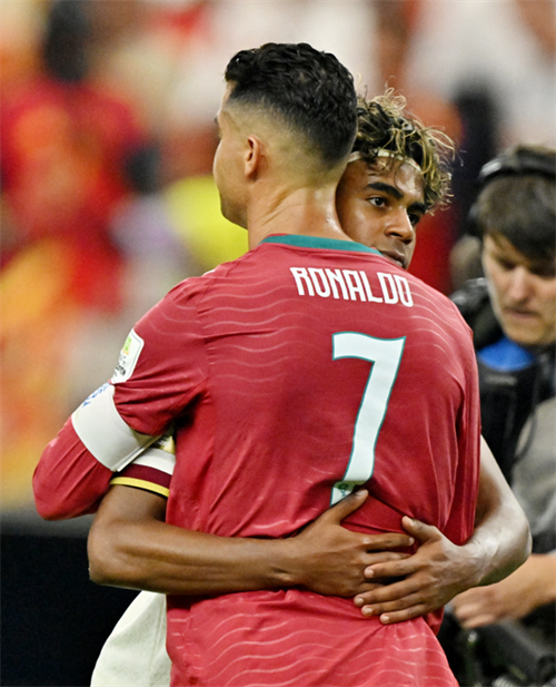 Spain's Yamal feels weight of the crown as unlikely hero ends Ronaldo's World Cup era