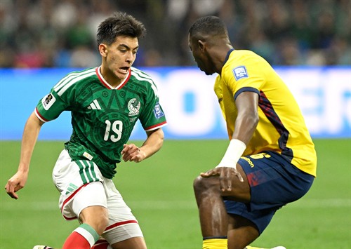 Liverpool target Mexican wonderkid Mora but face Real fight
