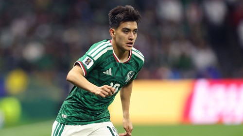Liverpool target Mexican wonderkid Mora but face Real fight