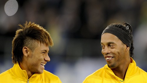 Neymar inspired by Ronaldinho's 'invention'