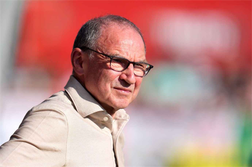Martin O’Neill confirms Colombian forward Camilo Duran to become first Celtic signing