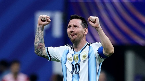 ‘Might top 28-3’ - Brady hands 'greatest comeback' to Messi