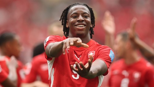 Newcastle agree £50m deal to beat Villa to Freiburg & Switzerland star