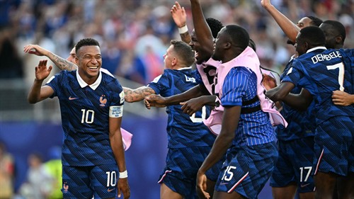 Arsene Wenger names the only team capable of stopping France