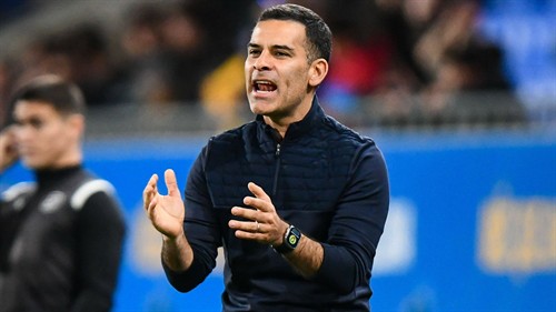Ex-Barcelona defender takes over as new Mexico boss