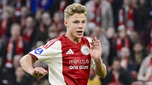 Newcastle complete £23m signing of teenage midfielder from Ajax