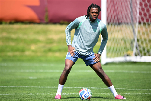 Switzerland coach Yakin confirms star man Manzambi is out of Argentina clash