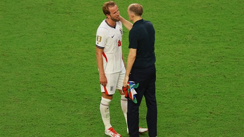 Kane defends Tuchel & admits England have only shown 'glimpses' of best level