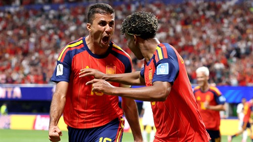 Rodri tells Yamal to 'calm down' as wonderkid battles 'anxiety' before WC semis