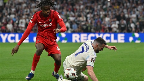 Manzambi to SNUB Newcastle! Villa 'finalising' transfer for Freiburg star