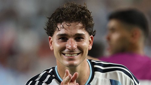 Arsenal attempting to get Alvarez transfer over the line BEFORE pre-season