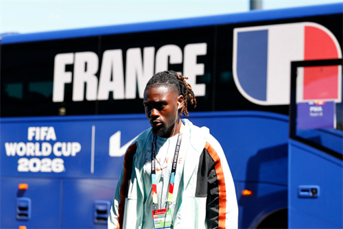 Roma reject 333M bid for World Cup star Kone as Liverpool and Man Utd watch closely
