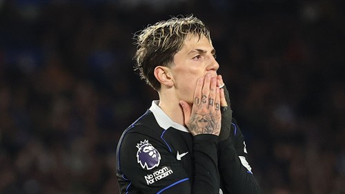 Alonso confirms Garnacho exit talk at Chelsea