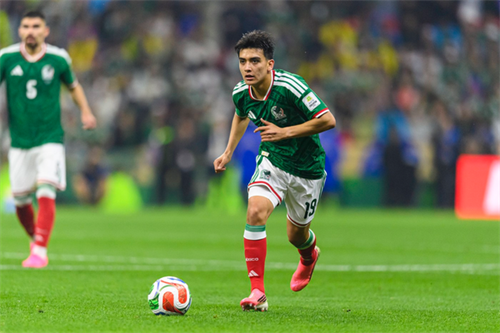 Mac Allister gives verdict on Liverpool target Gilberto Mora