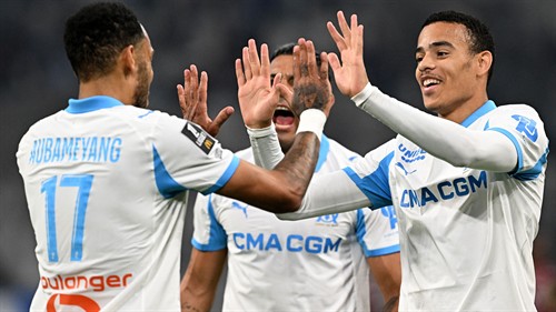 Greenwood joins Fenerbahce for €39m - with Utd set to benefit
