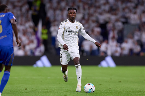 Man United turn to Real Madrid's Eduardo Camavinga in hunt for midfield enforcer